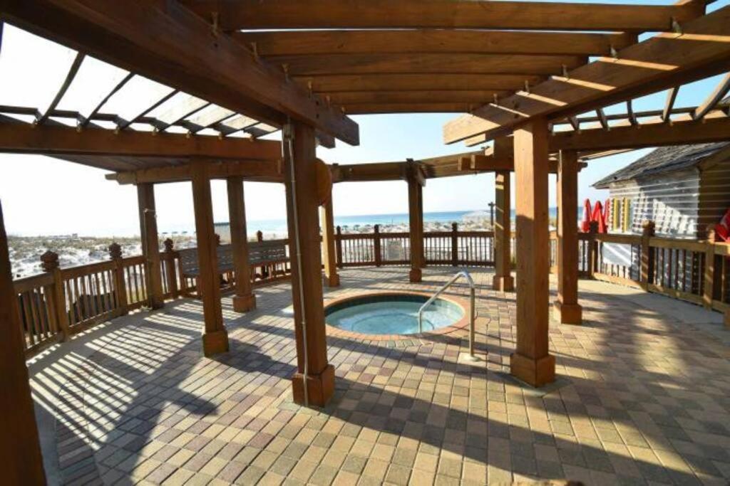 Pelican Beach Resort-Walkout Unit-On The Beach Destin Eksteriør bilde