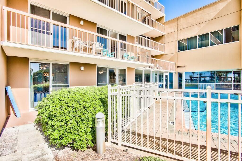 Pelican Beach Resort-Walkout Unit-On The Beach Destin Eksteriør bilde